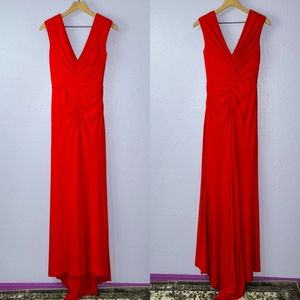 Vera Wang Red Sleeveless Formal Train  Form Fitting Ruched Off Shoulder Zip